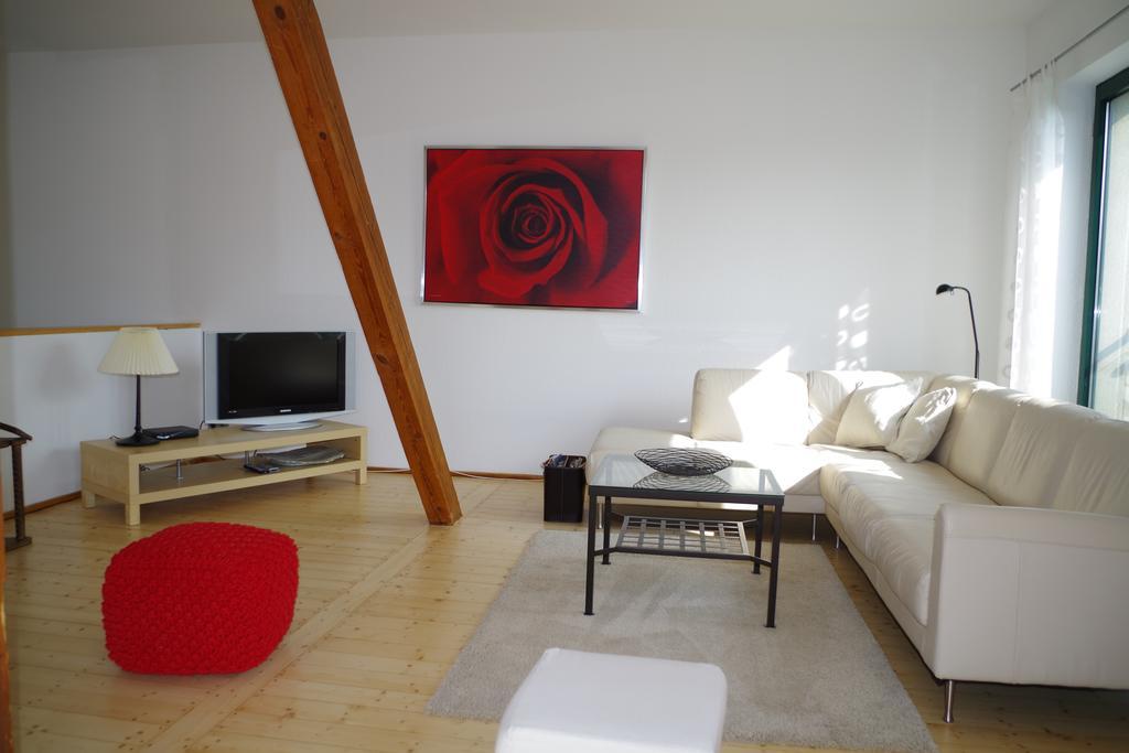 Haus Am See In Kleinzerlang Kamer foto